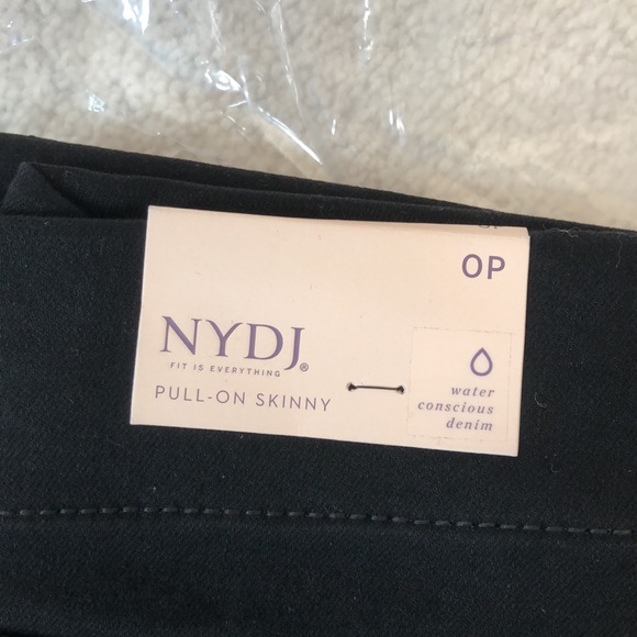 NWT NYDJ Pull On Skinny Jeans - Picture 4 of 7